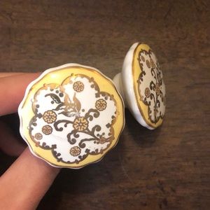 Anthropologie Knobs